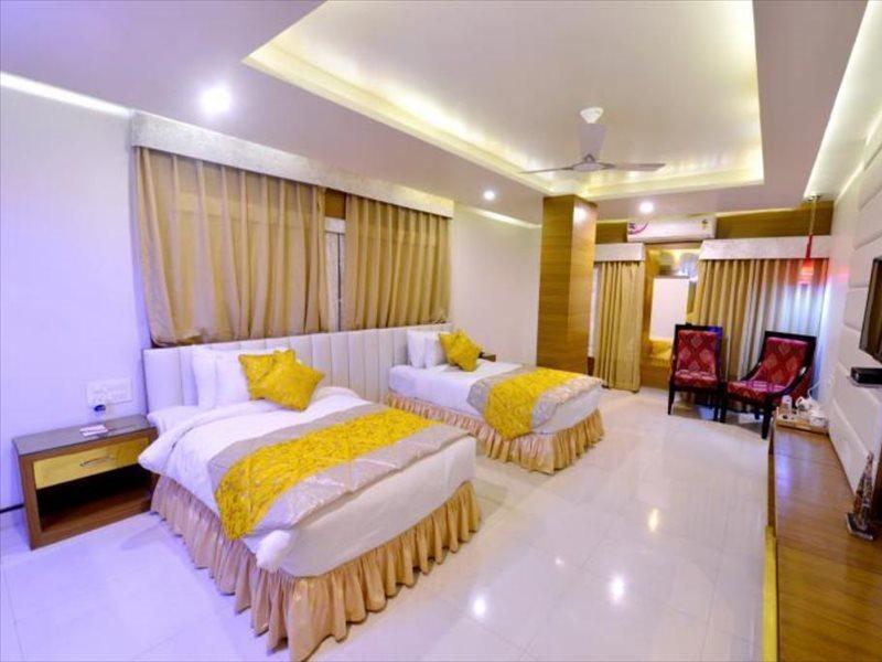 Hotel Mk Vivanta Гвалиор Экстерьер фото